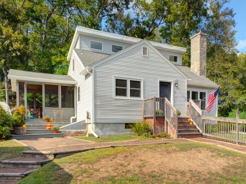 59 Mains Crossing Rd, North Stonington, CT, 06359-1204 | Card Image