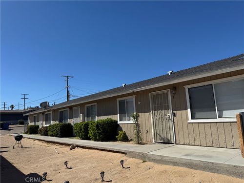 2574 W Main St, Barstow, CA, 92311-3604 | Card Image