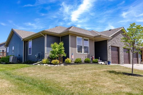322 Stricker Way, Edgerton, WI, 53534-9233 | Card Image