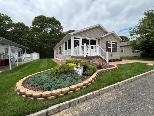 unit-540-1661 Old Country Rd, Riverhead, NY, 11901-4447 | Card Image