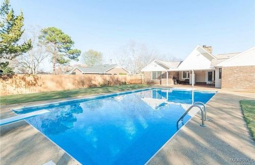 109 Duck Cv, Elmore, AL, 36025-1007 | Card Image