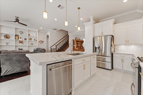 1706 Elmside Ct, Conroe, TX, 77301-3428 | Card Image