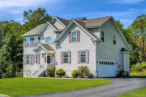 13 Hopkins Ct, Washingtonville, NY, 10992-1178 | Card Image
