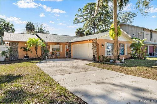 5122 Bay Blvd, PORT RICHEY, FL, 34668-6203 | Card Image