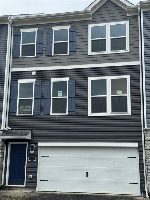 315 Alliance Dr, Harmony Boro, PA, 16037 | Card Image