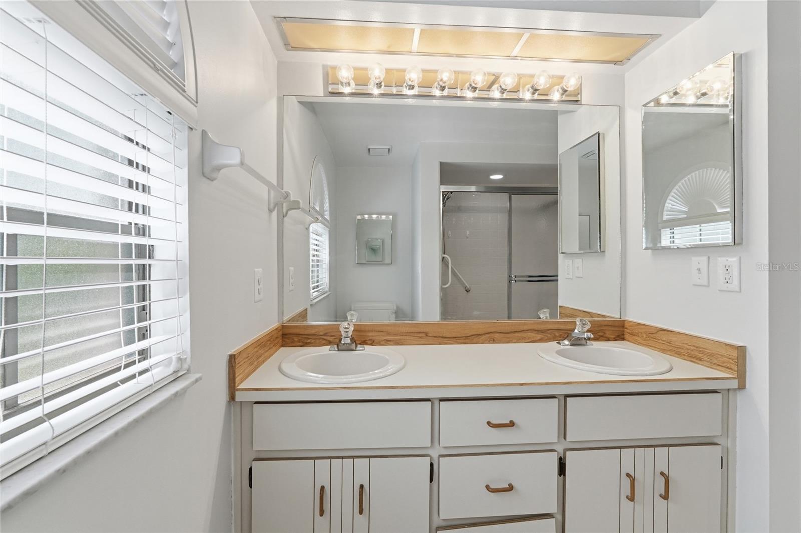 Residential in ALTAMONTE SPRINGS 4