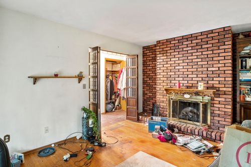 942 N Briegel St, Columbia, IL, 62236-1312 | Card Image