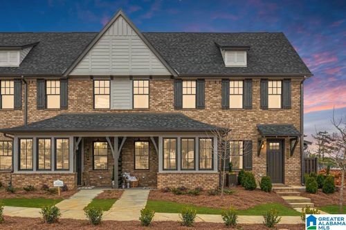 1002 Windsor Dr, HOOVER, AL, 35242-4782 | Card Image