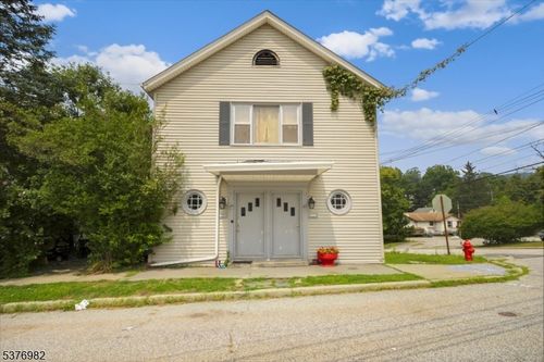 21 Munson St, Sussex, NJ, 07461-2517 | Card Image
