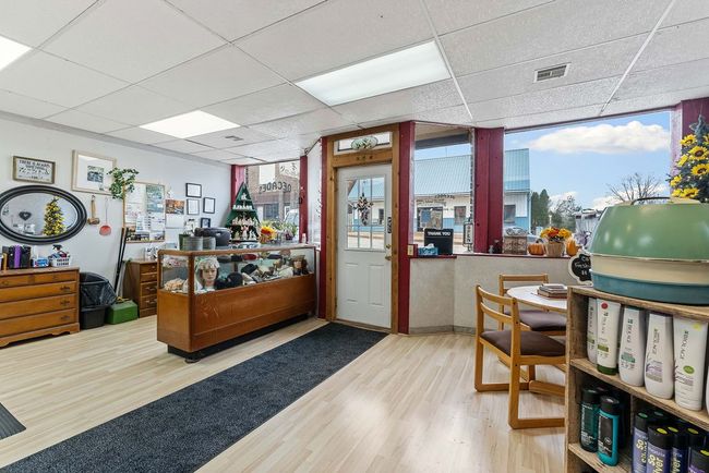 105 W Main St, Home with 0 bedrooms, 0 bathrooms and null parking in Anderson MO | Image 4