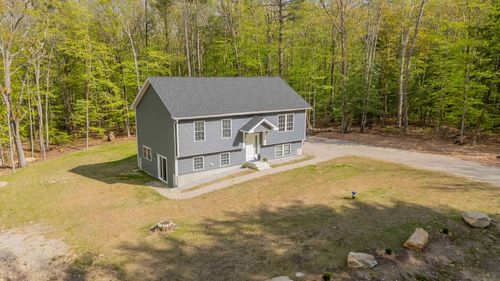 25 Woodcrest Dr, Ossipee, NH, 03864-7003 | Card Image