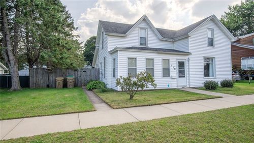 110 S Rural St, Chippewa Falls, WI, 54729-2847 | Card Image