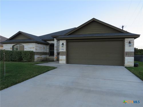 10102 Taylor Renee Dr, Killeen, TX, 76542-6620 | Card Image