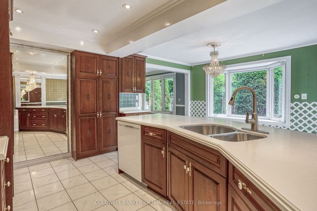 535 Peggoty Cir, House other with 3 bedrooms, 3 bathrooms and 4 parking in Oshawa ON | Image 13