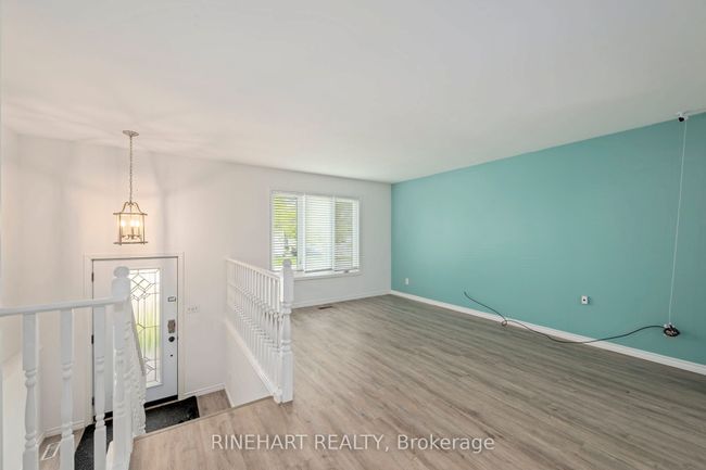 58 Sunrise Cres, House other with 5 bedrooms, 2 bathrooms and 2 parking in London ON | Image 5