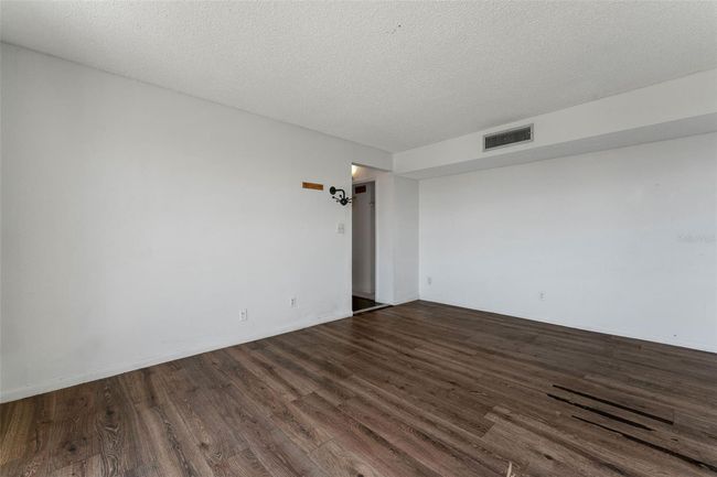 APT-403 - 851 Bayway Blvd, Condo with 2 bedrooms, 2 bathrooms and null parking in CLEARWATER BEACH FL | Image 58