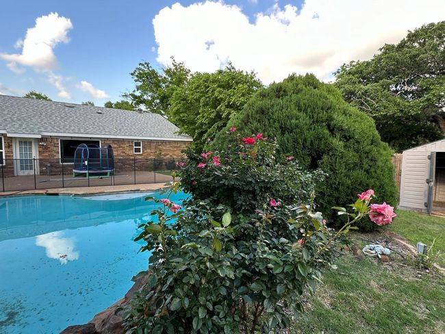 927 S Riverside Dr, House other with 3 bedrooms, 2 bathrooms and null parking in Grapevine TX | Image 19