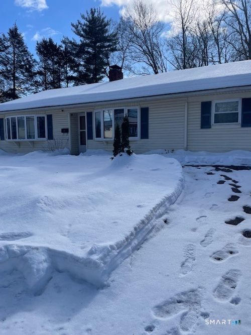 109 Westerly Ter, East Hartford, CT, 06118-3564 | Card Image