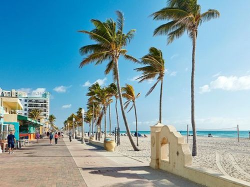 apt-201-300 Oregon St, Hollywood, FL, 33019-2026 | Card Image