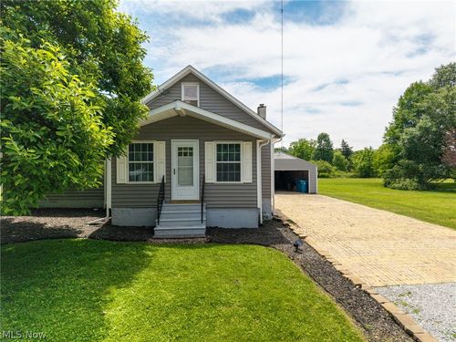 1740 Anton St, Akron, OH, 44320-3102 | Card Image
