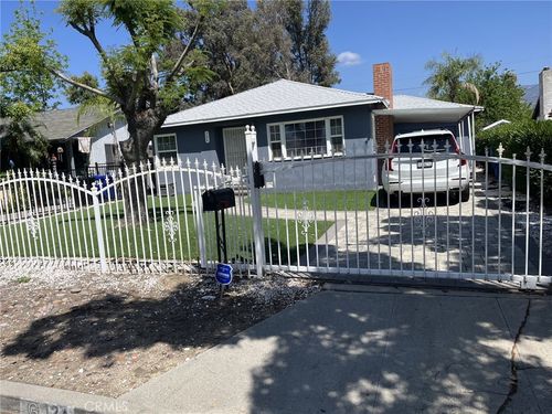 124 E 18th, San Bernardino, CA, 92404 | Card Image