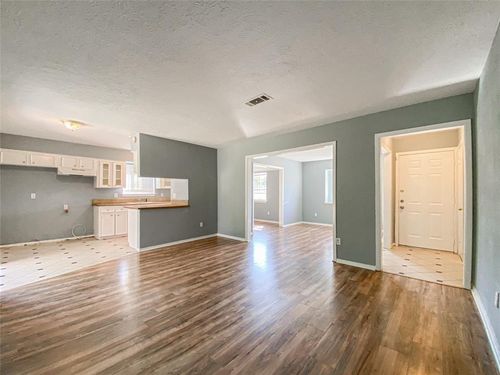 12911 Scott St, Houston, TX, 77047-2603 | Card Image