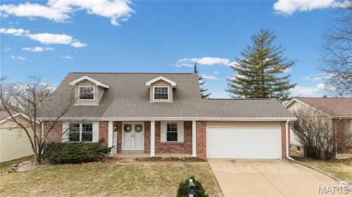 279 Aspen Village Dr, Ballwin, MO, 63021-4754 | Card Image