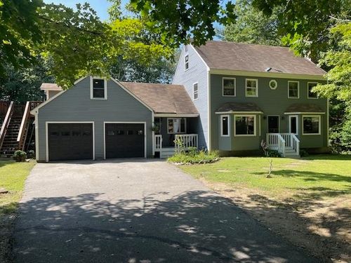 30 Meetinghouse Hill Road, Deerfield, NH, 03037 | Card Image