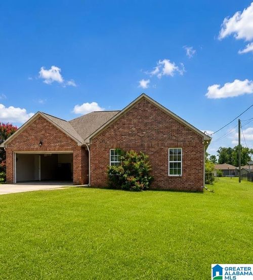 700 Park Rd, Cleveland, AL, 35049-3334 | Card Image