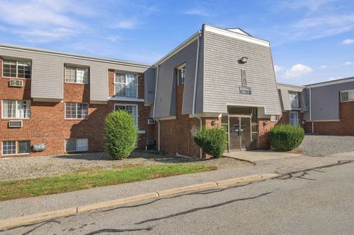 1-5-300 Smithfield Rd, North Providence, RI, 02904-5146 | Card Image