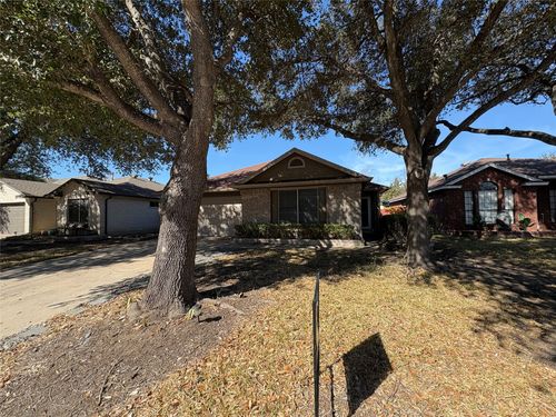 1440 Thibodeaux Dr, Round Rock, TX, 78664-7224 | Card Image