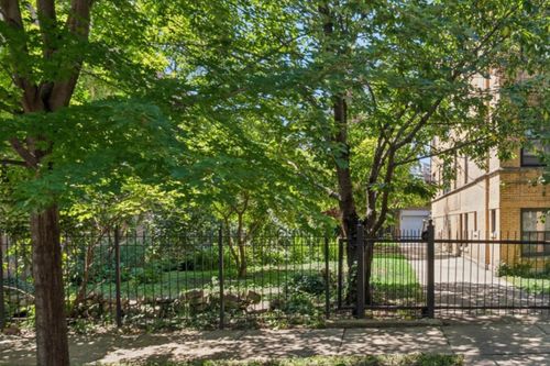 3429 W Adams St, Chicago, IL, 60624-2913 | Card Image