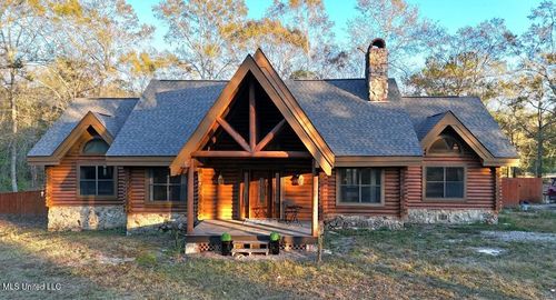 17542 Jones Ln, Saucier, MS, 39574-9181 | Card Image