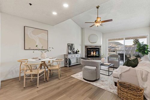 b305-1508 Circa Del Lago, San Marcos, CA, 92078-7207 | Card Image