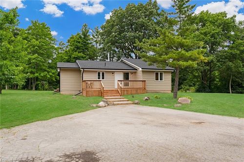 5210 Westbrook Rd, Binbrook, ON, L0R1C0 | Card Image