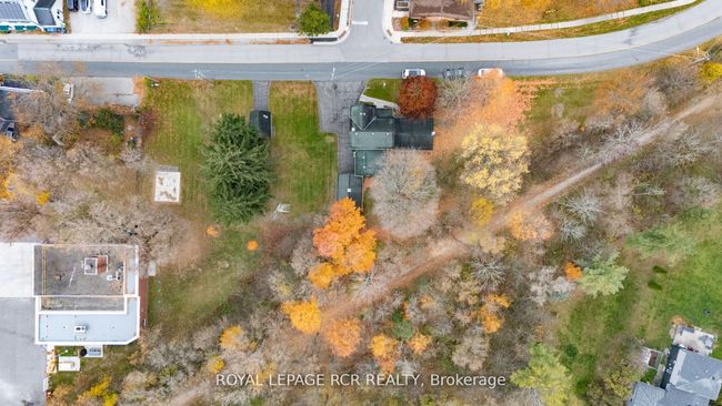 33 Pine Ave, House other with 3 bedrooms, 2 bathrooms and 5 parking in Palgrave ON | Image 35