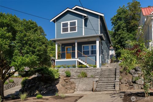 1822 31st Ave, Seattle, WA, 98122-3230 | Card Image