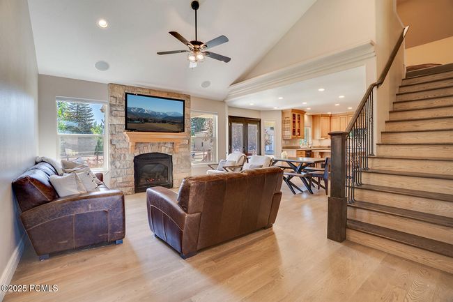 3035 S Big Hollow Rd, House other with 8 bedrooms, 5 bathrooms and null parking in Daniel UT | Image 10