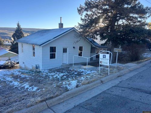 324 Cedar Ave, Kemmerer, WY, 83101-3013 | Card Image