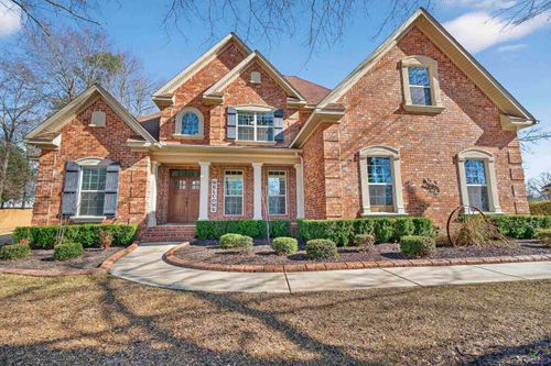 2104 Hiwassee Dr, Bonaire, GA, 31005-2524 | Card Image