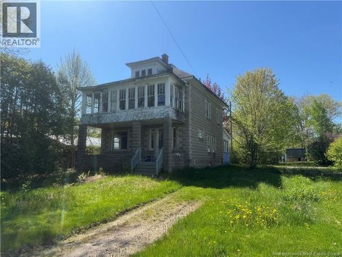 15 Elm St, Mcadam, NB, E6J1X5 | Card Image