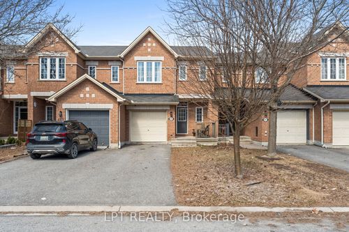 485 Grey Seal Cir, Gloucester, ON, K1V2H7 | Card Image