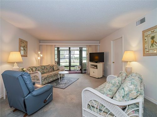 apt-e2-400 18th St, Vero Beach, FL, 32960-5647 | Card Image