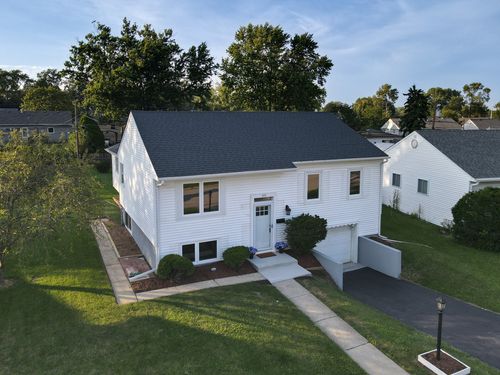 424 Mark Ave, GLENDALE HEIGHTS, IL, 60139-2521 | Card Image
