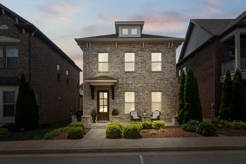 151 Benjamin Ln, Hendersonville, TN, 37075-2984 | Card Image