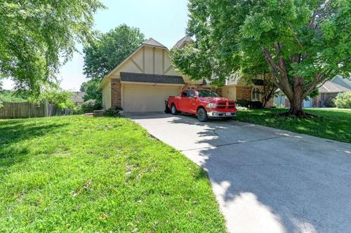 3705 S Marion Ct, Independence, MO, 64055-3170 | Card Image