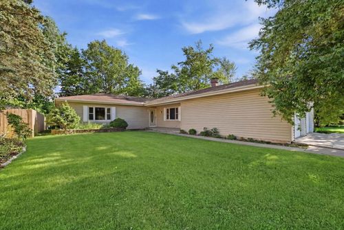 1644 Bayberry Ln, Sycamore, IL, 60178-2714 | Card Image
