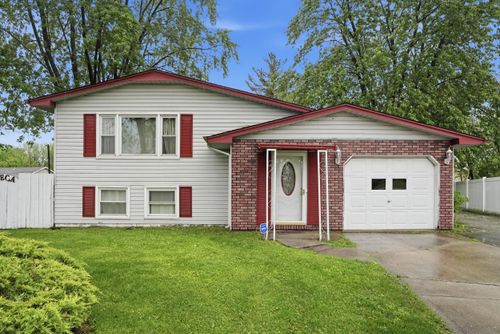 7055 Van Buren St, Merrillville, IN, 46410-3463 | Card Image