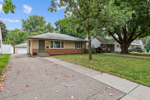 2209 Forest Dr Ne, Columbia Heights, MN, 55421-2016 | Card Image