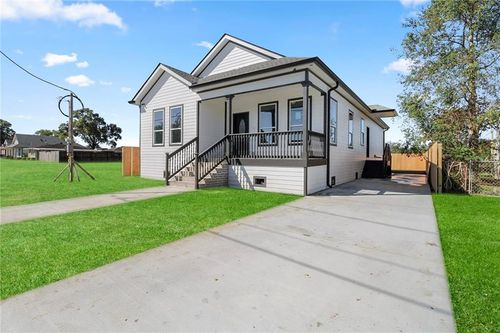 2420 Maureen Ln, Meraux, LA, 70075-2743 | Card Image